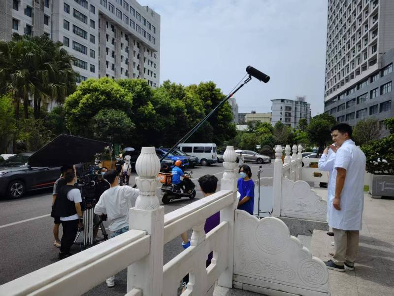 图们市广告片拍摄公司低成本实现高规格制作的诀窍